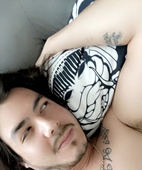 Foto di nudo di fuga di OnlyFans di Papicock