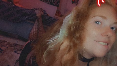 Foto di nudo di fuga di OnlyFans di Red