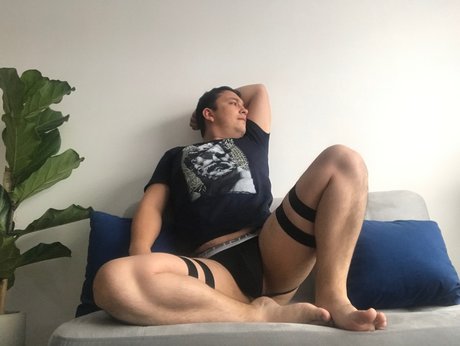 Foto di nudo di fuga di OnlyFans di Andy