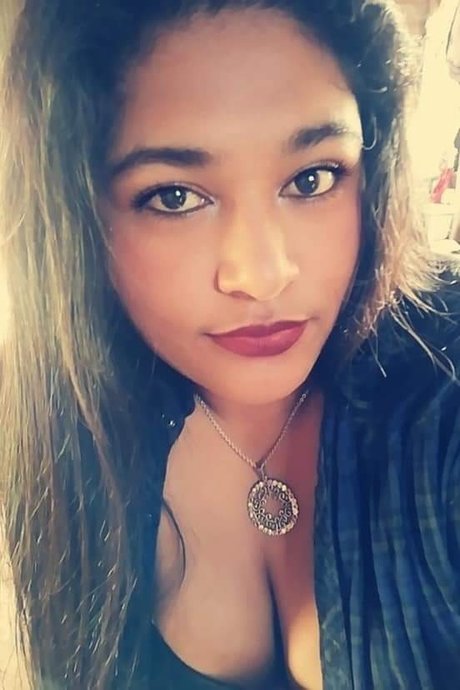 Foto di nudo di fuga di OnlyFans di Jeannette Castellanos