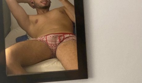 Foto di nudo di fuga di OnlyFans di Miguel