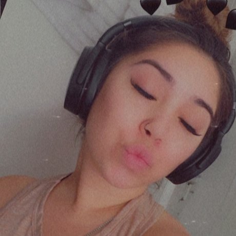 Foto di nudo di fuga di OnlyFans di Lily