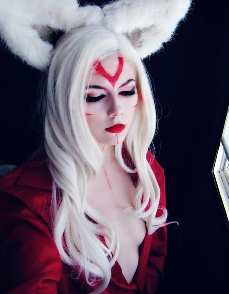 Meggii Cosplay