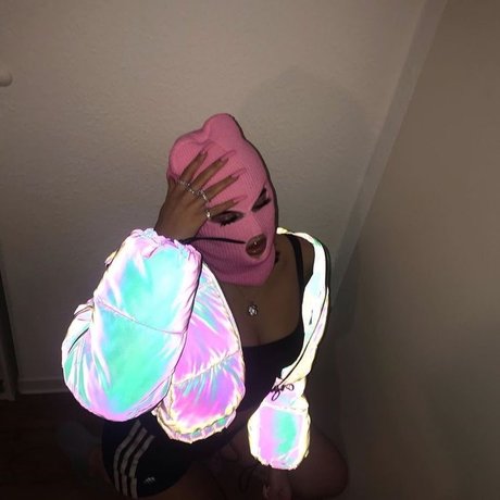 Foto di nudo di fuga di OnlyFans di Mupink 