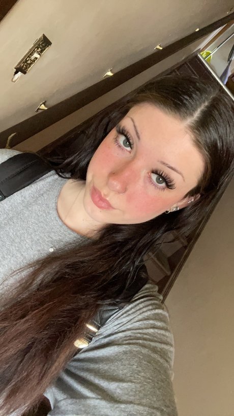 Foto di nudo di fuga di OnlyFans di Gracebaby Free