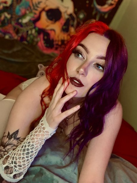 Foto di nudo di fuga di OnlyFans di Nadia Roselyn