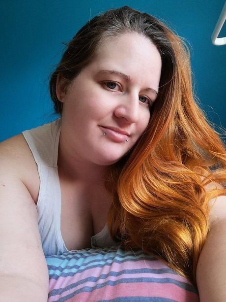 Foto di nudo di fuga di OnlyFans di Neff Sanguine