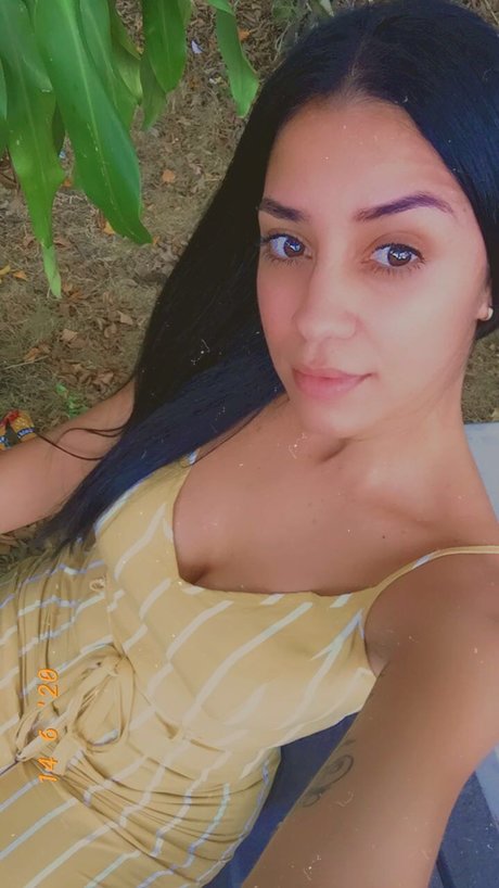 Foto di nudo di fuga di OnlyFans di Ailen Cortez