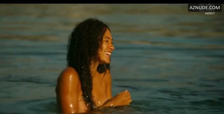 Foto di nudo di fuga di OnlyFans di Josephine Jobert