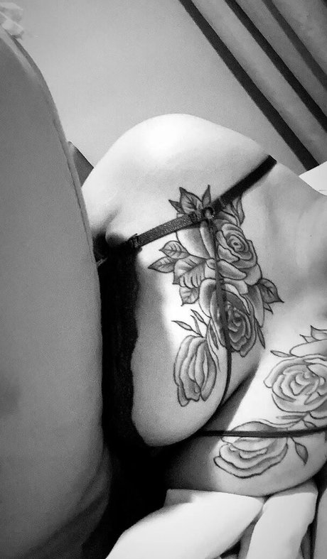 Foto di nudo di fuga di OnlyFans di Girlevelyn