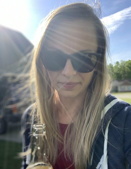 Littlewaistinyourface