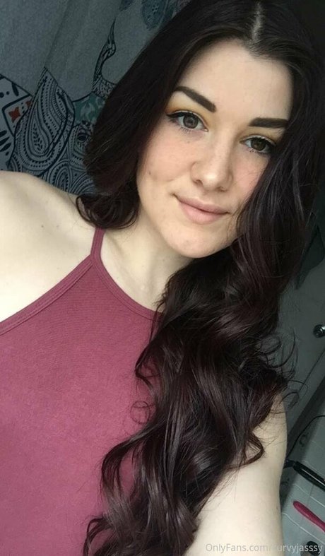 Curvyjasssy
