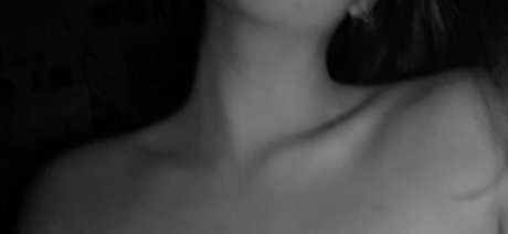 Foto di nudo di fuga di OnlyFans di Arabella