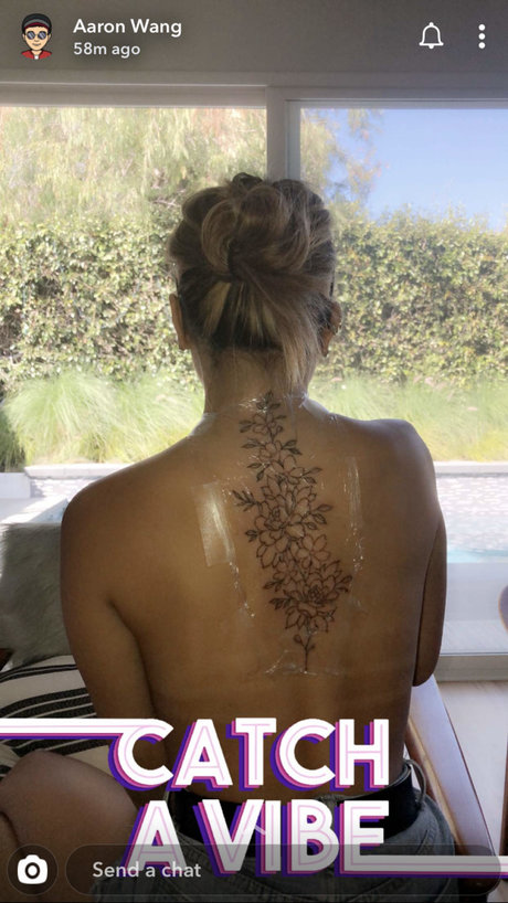 Foto di nudo di fuga di OnlyFans di Asian Taste