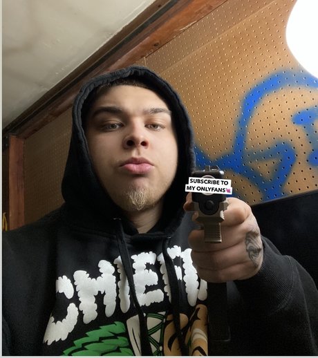 Foto di nudo di fuga di OnlyFans di North Baby