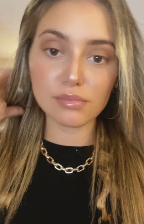 Foto di nudo di fuga di OnlyFans di Aida Blu