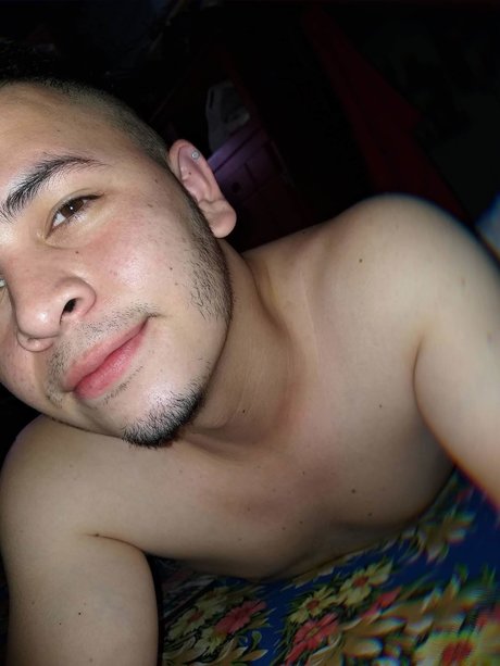 Foto di nudo di fuga di OnlyFans di Camilo Padilla