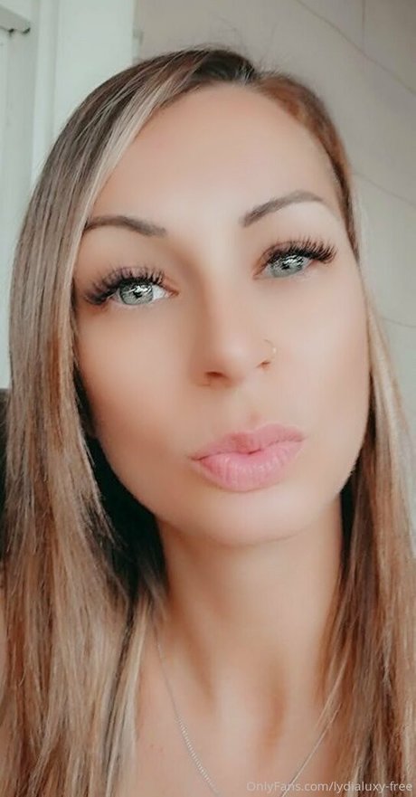 Lydialuxyfree