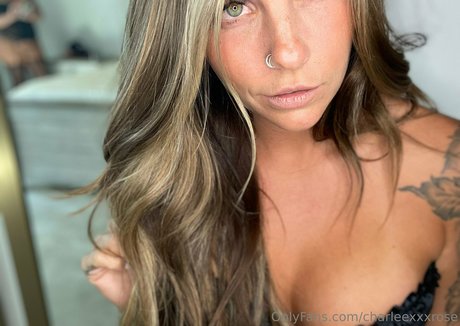 Charleexxxrose