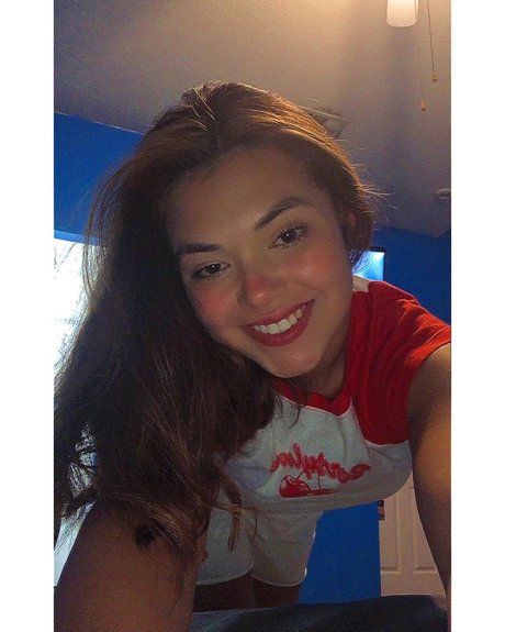 Foto di nudo di fuga di OnlyFans di Marissa Jade