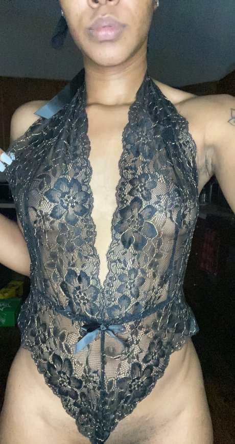 Foto di nudo di fuga di OnlyFans di Paris Rae