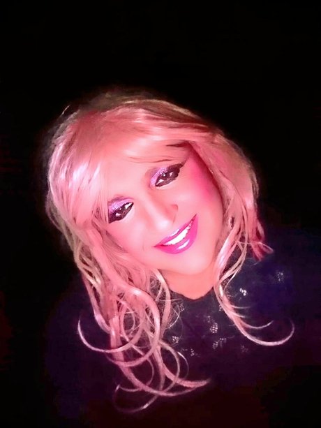 Foto di nudo di fuga di OnlyFans di Rachel Jones