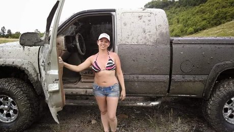 Foto di nudo di fuga di OnlyFans di Angela Tucker