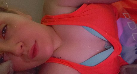 Foto di nudo di fuga di OnlyFans di Cat