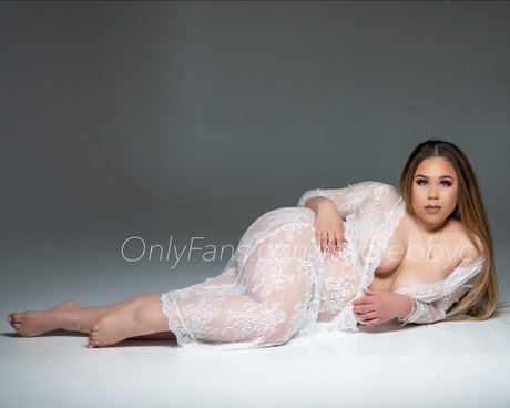 Sadie  All Inclusive Vip