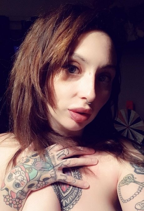 Foto di nudo di fuga di OnlyFans di Queenrainifree