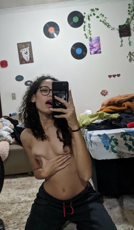 Foto di nudo di fuga di OnlyFans di Thesuusu