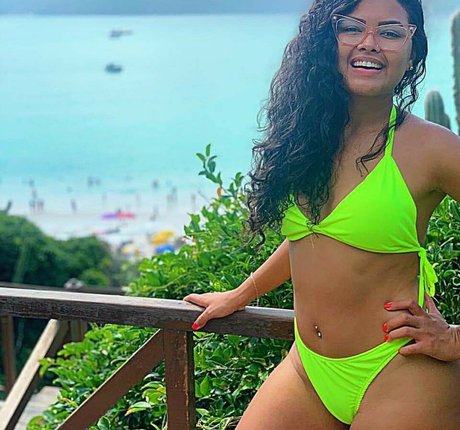 Foto di nudo di fuga di OnlyFans di Gabi Anuel