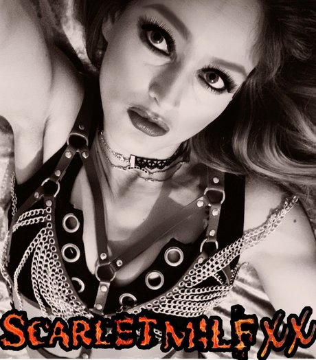 Scarletmilfxx