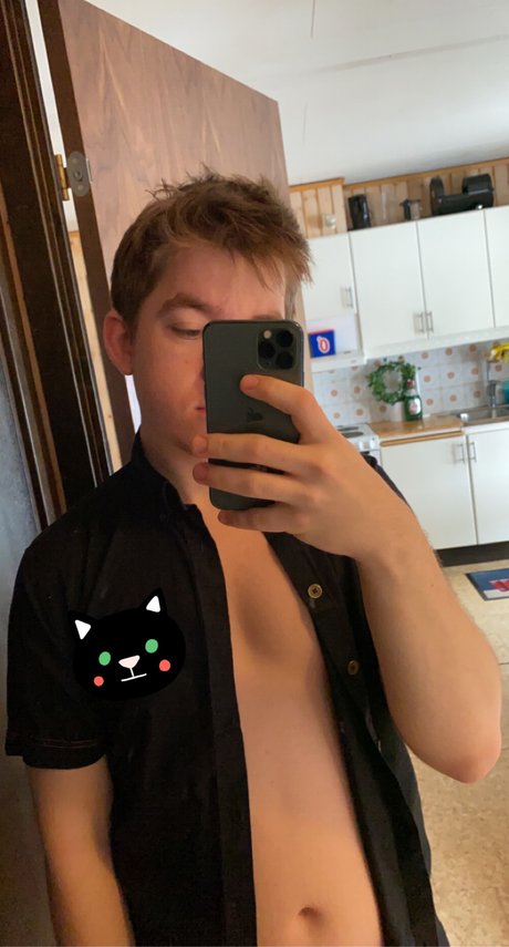 Foto di nudo di fuga di OnlyFans di Zack Andreasson