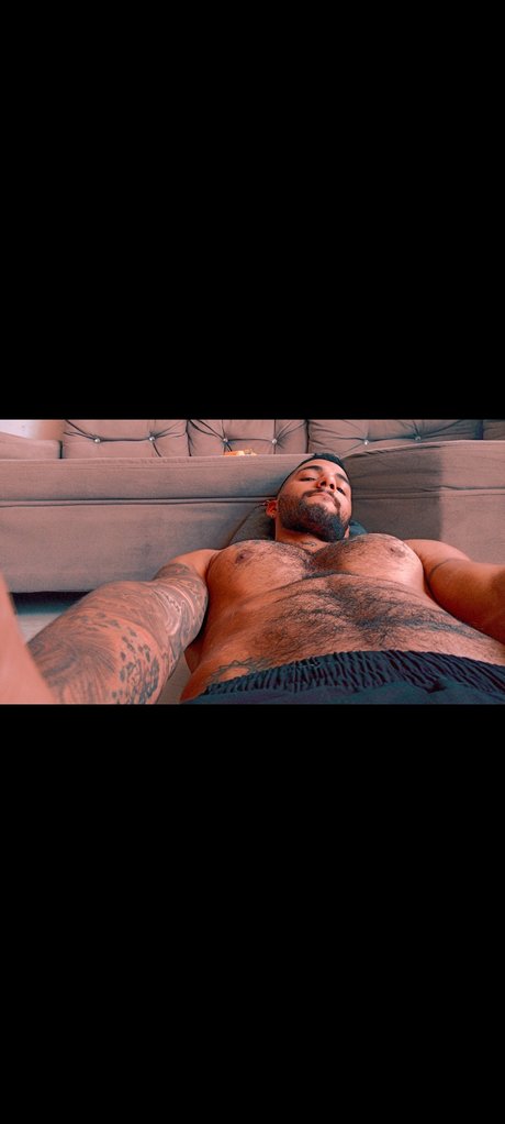 Foto di nudo di fuga di OnlyFans di Yorgi Torres