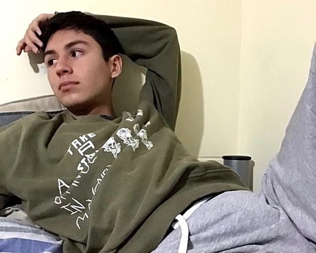 Foto di nudo di fuga di OnlyFans di Ele 