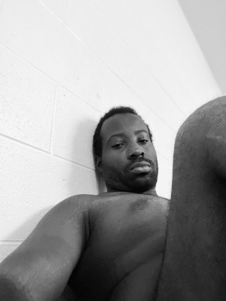 Foto di nudo di fuga di OnlyFans di Daddy Zacc Xxx