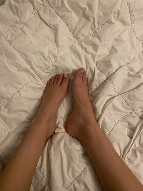 Foto di nudo di fuga di OnlyFans di Feet Pictures