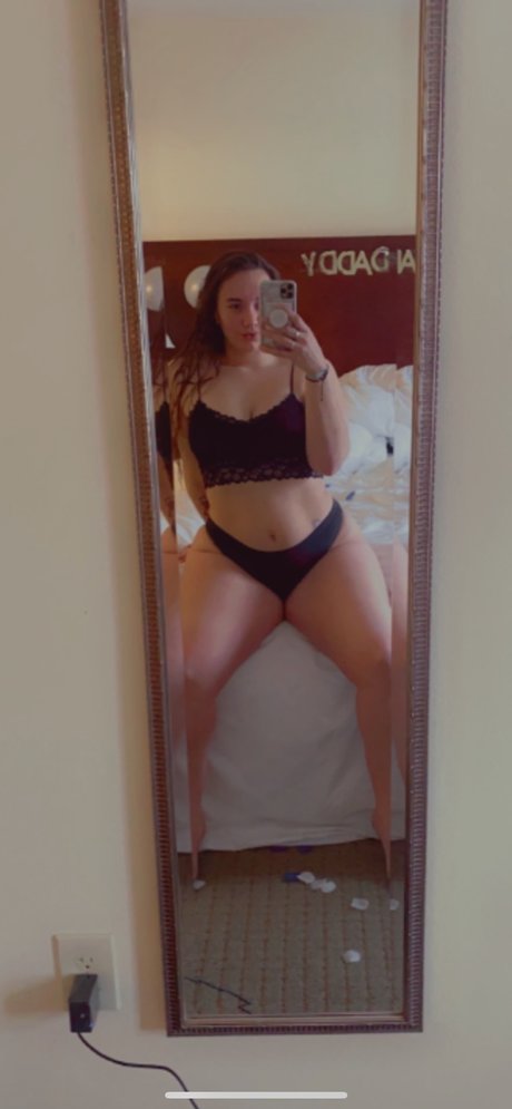 Foto di nudo di fuga di OnlyFans di Snow White