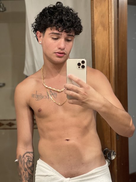 Foto di nudo di fuga di OnlyFans di Aryan Almeida Brito