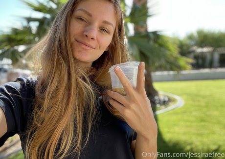 Jessiraefree