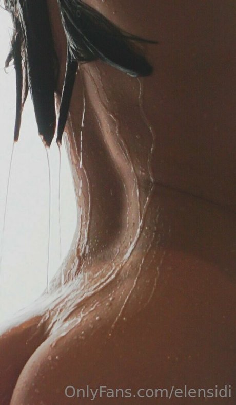 Foto di nudo di fuga di OnlyFans di Elensidi