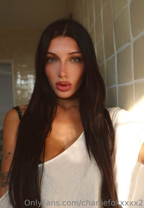 Charliefoxxxxx2