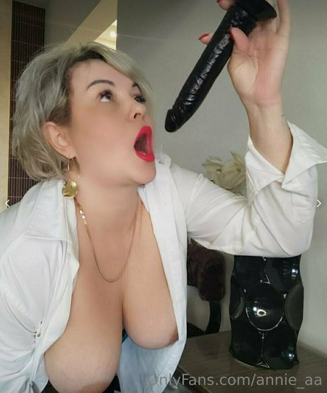 Annieaa