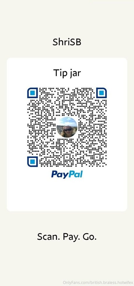 Britishbralesshotwifex