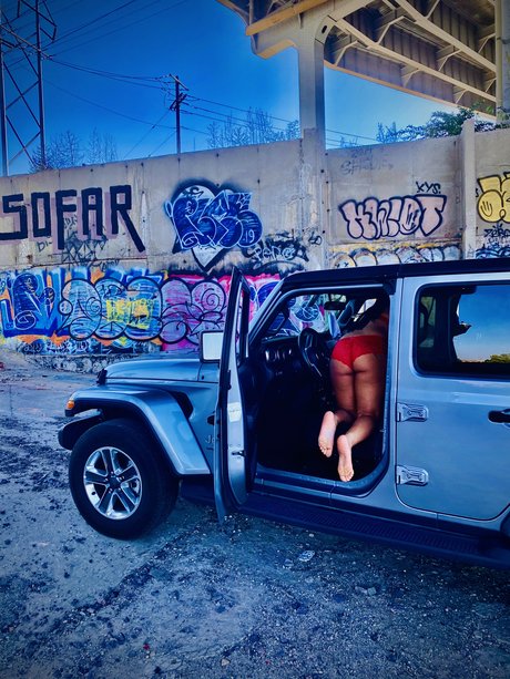 Foto di nudo di fuga di OnlyFans di Wanna Get Nastyask Sweet Dale Lee