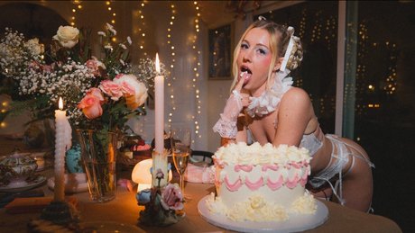 Foto di nudo di fuga di OnlyFans di Not Ur Muse