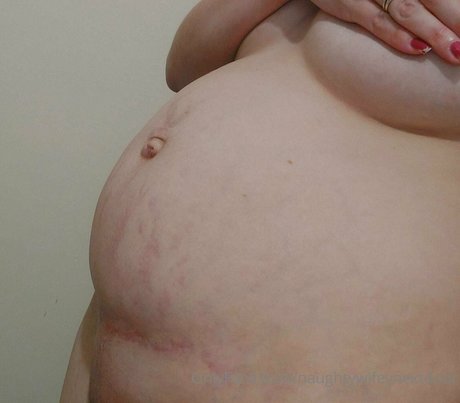 Naughtywifeynextdoor