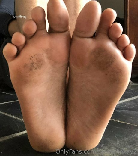 Toeswithkay2