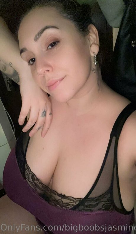 Bigboobsjasmine